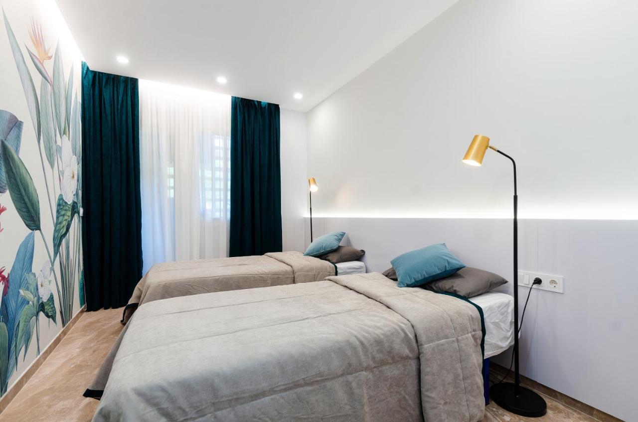 Luxury Blue Coast Seaside Retreat Marbella Apartment ภายนอก รูปภาพ