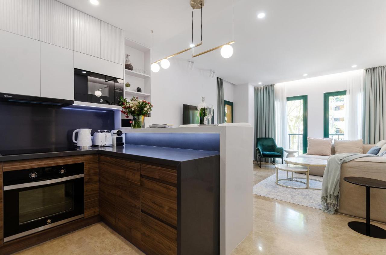 Luxury Blue Coast Seaside Retreat Marbella Apartment ภายนอก รูปภาพ