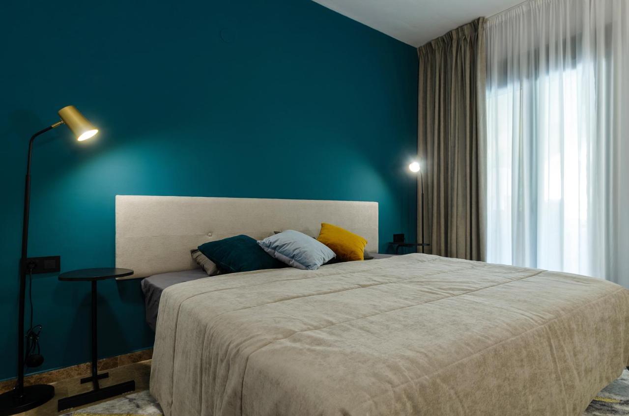 Luxury Blue Coast Seaside Retreat Marbella Apartment ภายนอก รูปภาพ
