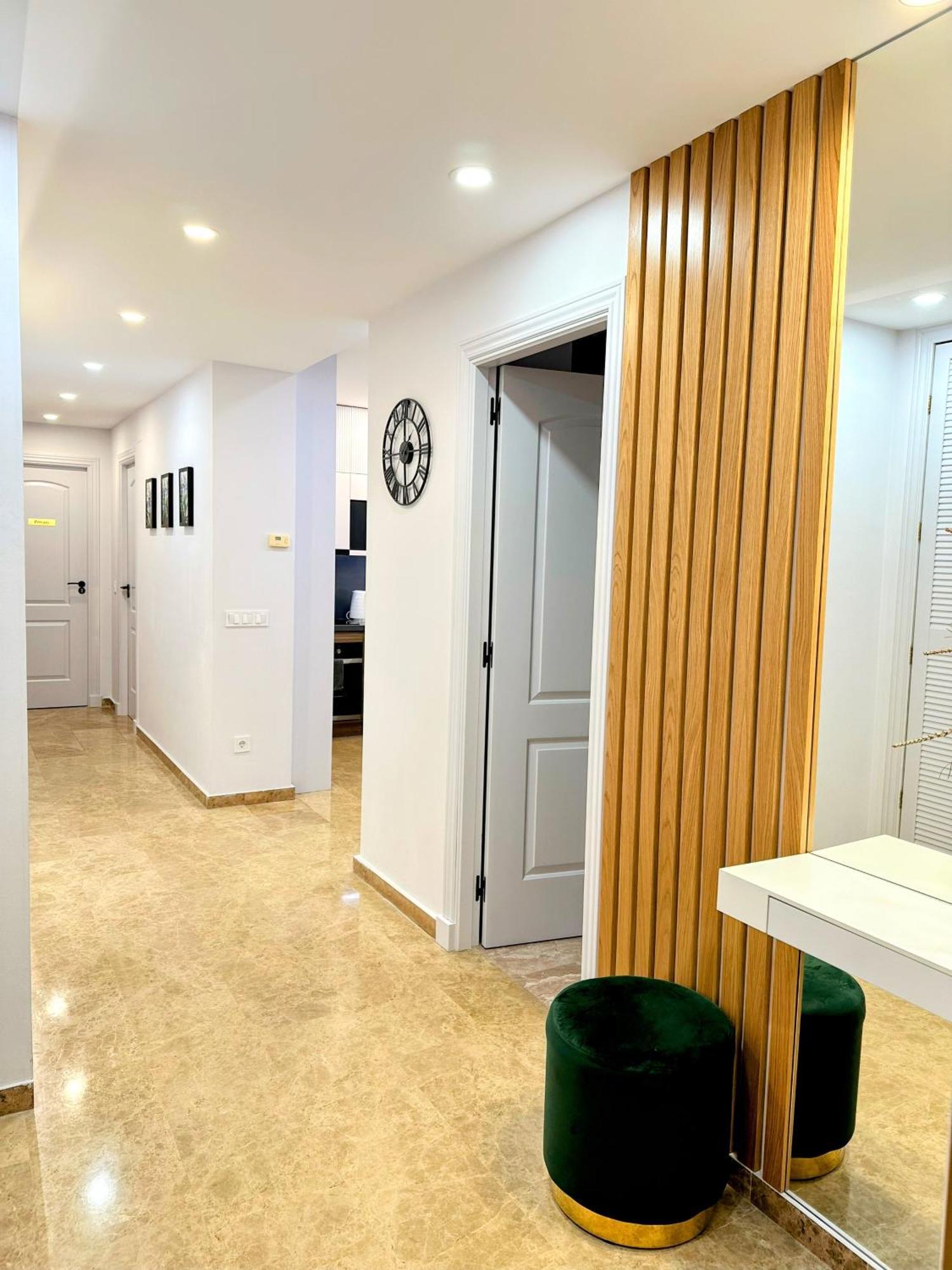 Luxury Blue Coast Seaside Retreat Marbella Apartment ภายนอก รูปภาพ